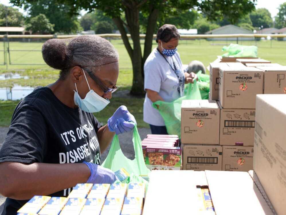 Businesses, organizations tackle food insecurity in the 'land of plenty'