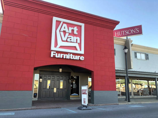 Local News Art Van Closing Stores But Hutson S To Remain Open 3